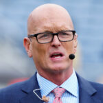 Scott Van Pelt speaks.
